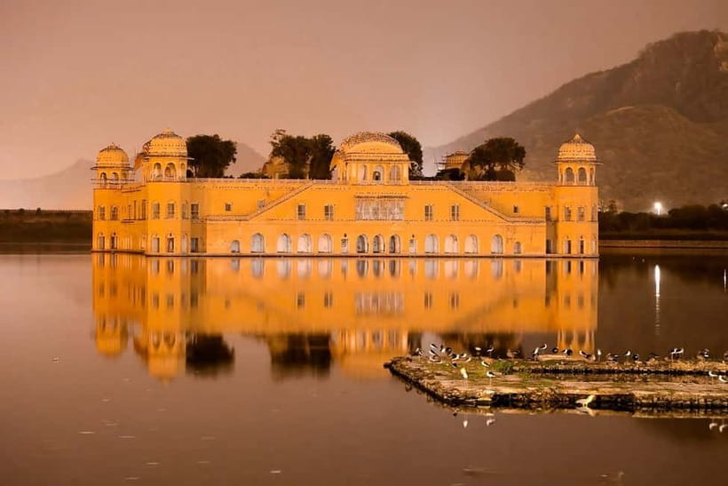 Jaipur: Private Evening Tour with Monkey Temple Sunset - Royal Gaitor, quiet marble memorials below Nahargarh