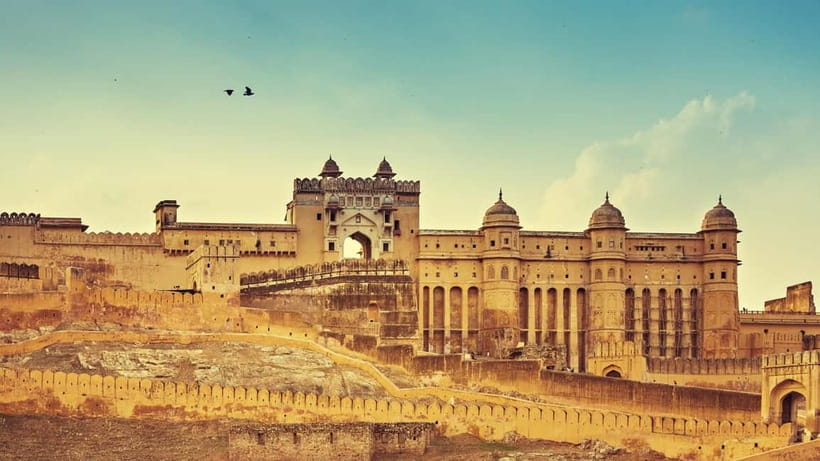 Jaipur Sightseeing by Tuk-Tuk: Temples, Palaces & Markets - Panna Meena ka Kund and the geometry of water
