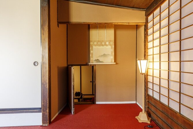 Kanazawa Ninja Temple Half Day E-bike tour - Meeting at Kanazawa Station