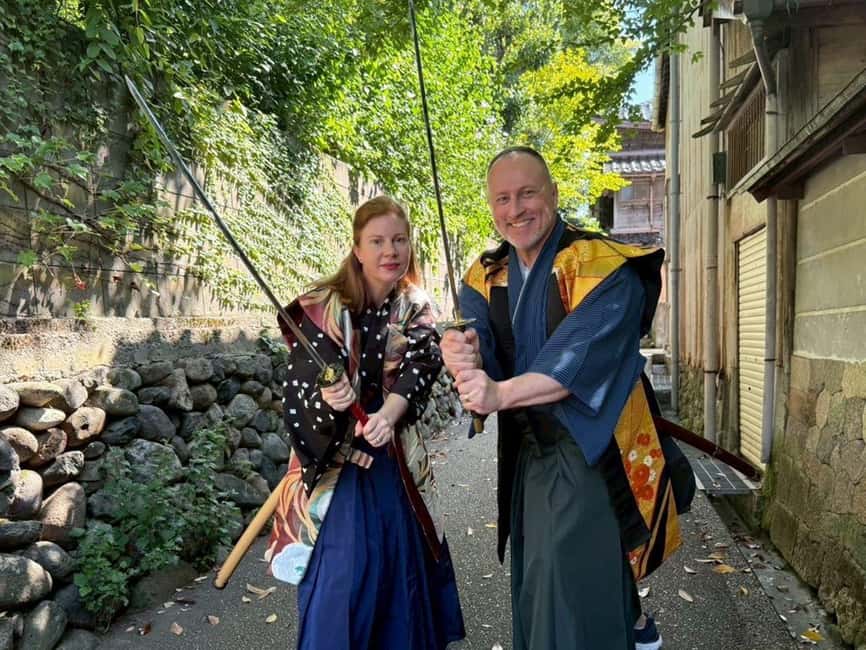 Kanazawa: Samurai Swordsmanship Lesson at a rented temple - Key points to know before booking
