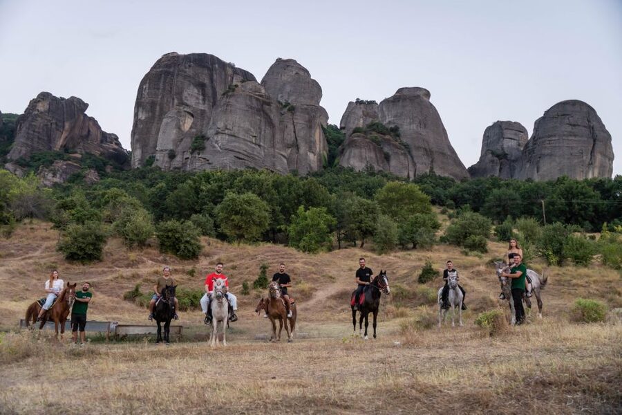 Kastraki: Meteora Morning Horse Riding with Monastery Visit - Who should book this ride?