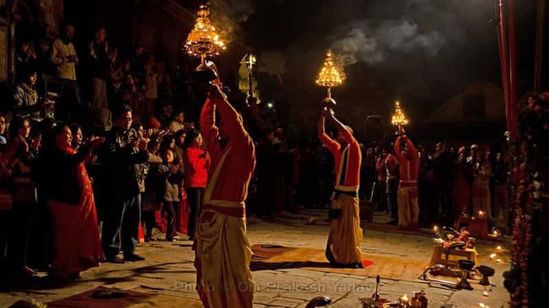 Kathmandu: Pashupatinath Temple Aarti Night Tour - Hotel pickup and the drive to the temple