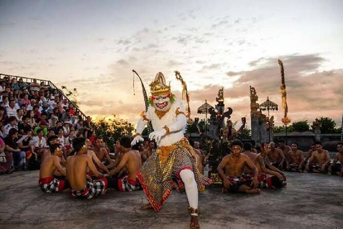 Kecak Fire Dance and Sunset at Uluwatu Temple All Inclusive - What the guide adds to the evening