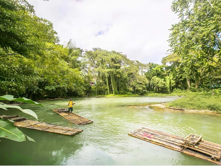 Khao Sok: Private Bamboo Rafting & Jungle Cave Temple Tour - Key points at a glance
