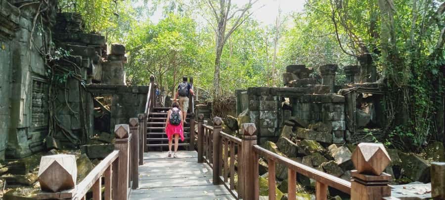 Koh Ker & Beng Mealea Temple Guided Tour - The road through rural Cambodia