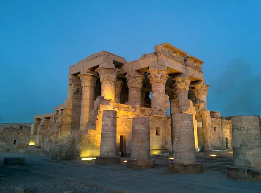 Kom Ombo Temple Day Tour From Luxor - Booking advice for a smoother temple day