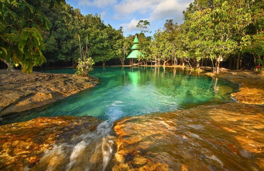 Krabi: Tiger Temple, Hot Springs & Crystal Pool Jungle Tour - Three Krabi sights, one busy day