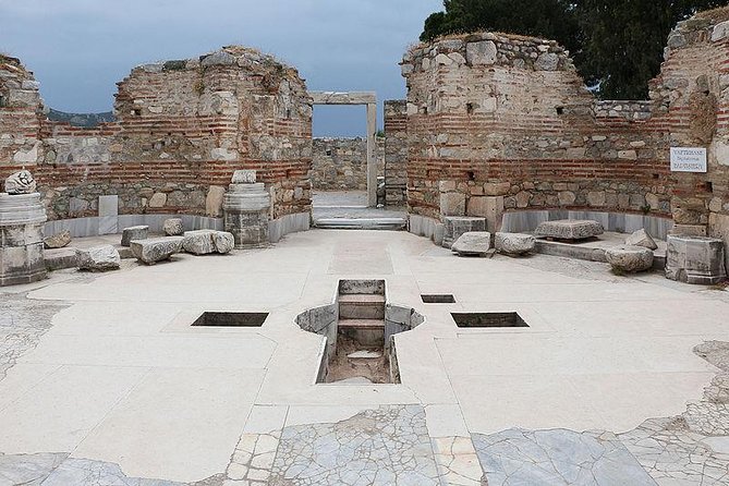 Kusadasi Shore Excursion: Private Tour to Ephesus including Basilica of St John and Temple of Artemis - The Temple of Artemis, one of the ancient wonders