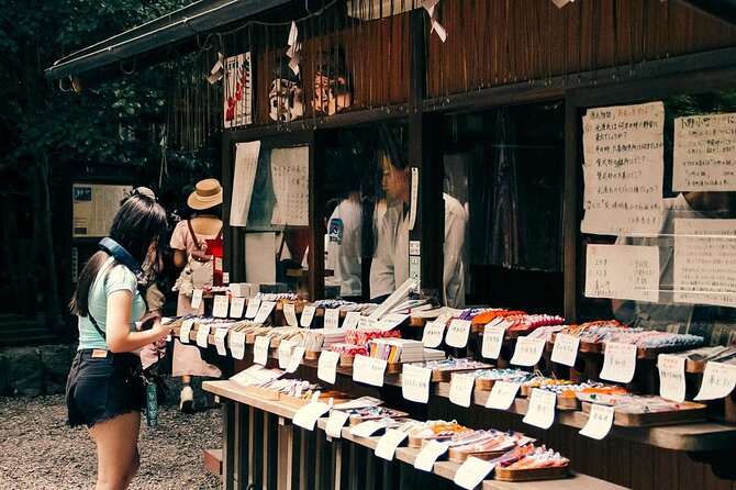 Kyoto: Arashiyama Bamboo Forest, Monkeys, Matcha & Temple Tour - A matcha break with a local flavor