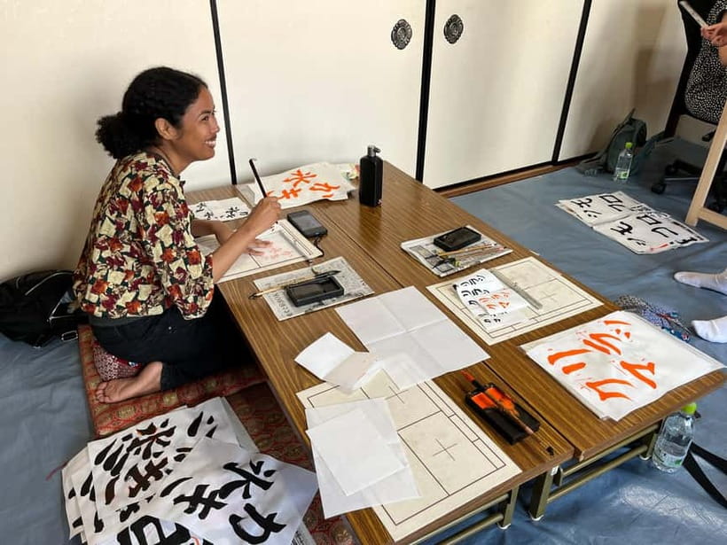Kyoto: Calligraphy class at Buddhist temple in city center - Should You Book This Kyoto Calligraphy Class?