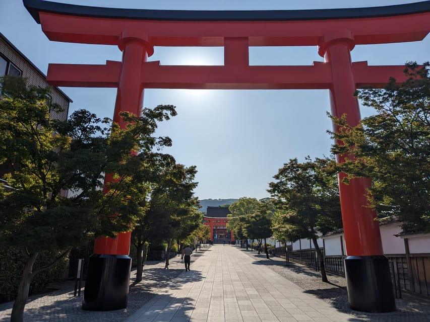 Kyoto: Early Morning Fushimi Inari Shrine - Beat the Crowds - Why an early start matters at Fushimi Inari