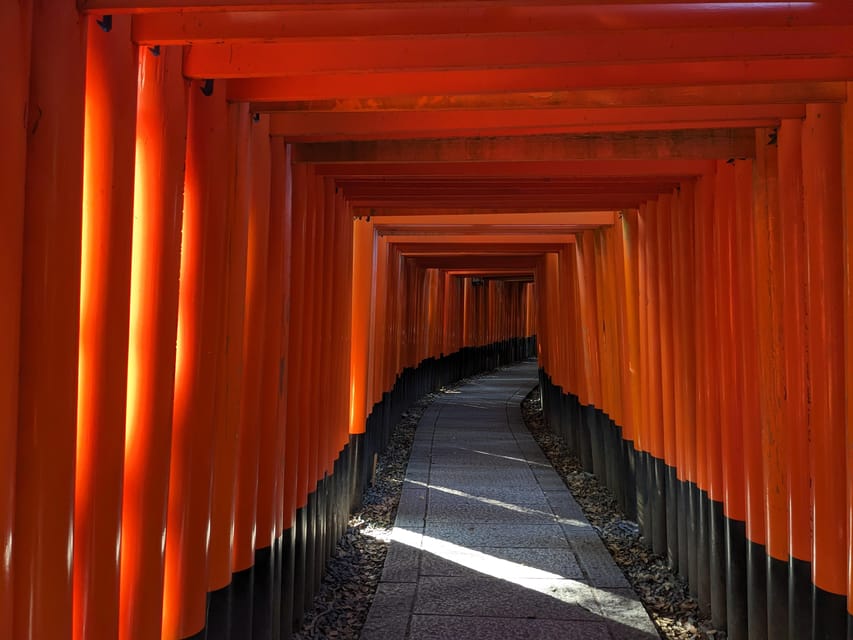 Kyoto: Early Morning Fushimi Inari Shrine - Beat the Crowds - The mountain walk and the viewpoint