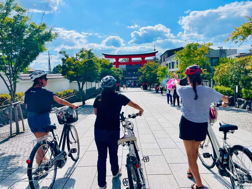 Kyoto: Fushimi Inari Shrine and Tofukuji Temple E-Bike Tour - What Maki adds to the tour