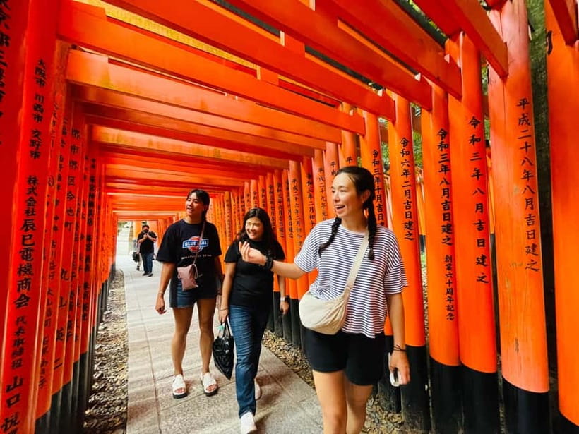 Kyoto: Fushimi Inari Shrine and Tofukuji Temple E-Bike Tour - Gion customs and the quieter side of Kyoto