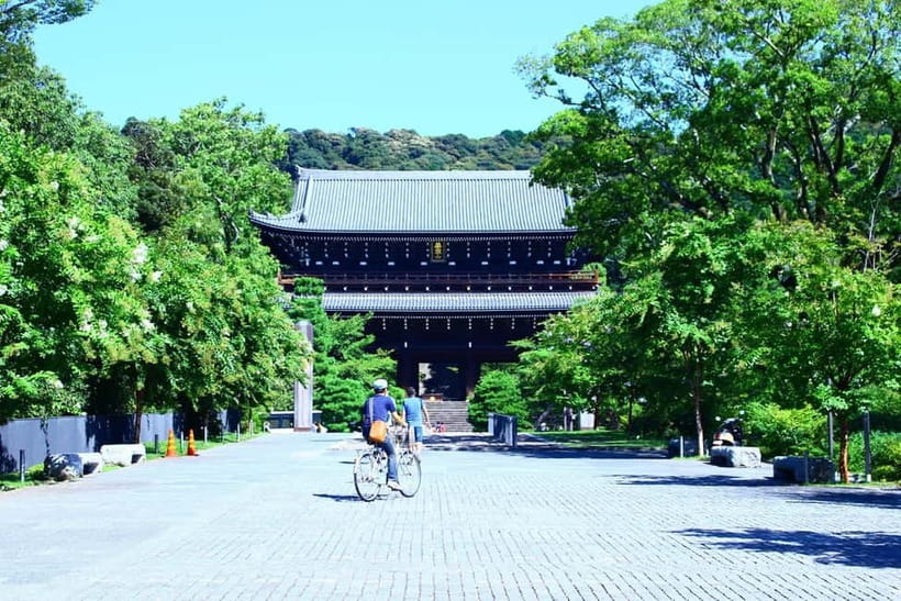 Kyoto: Hidden Gems E-Bike Tour Through Backstreets & Temples - Heian Shrine, with room to pause