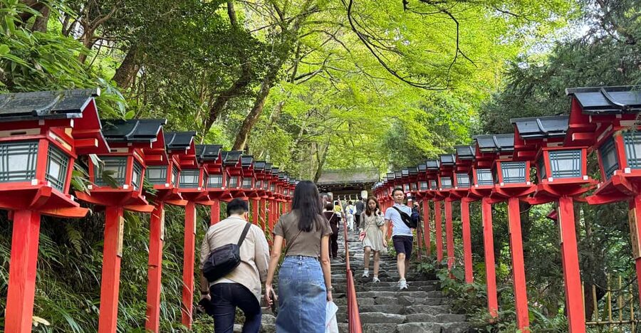 Kyoto: Kifune Shrine and the Sacred Kifune Valley Day Trip - Kifune Shrine and the 30-minute main-hall visit