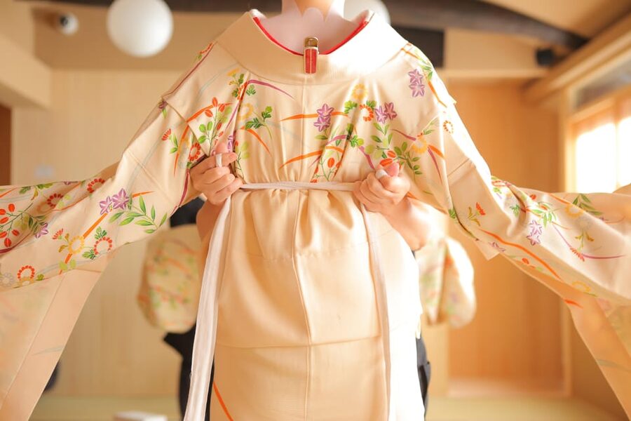 Kyoto kiyomizu Temple : Maiko and Samurai Couple Photoshoot - Four studio settings for different moods