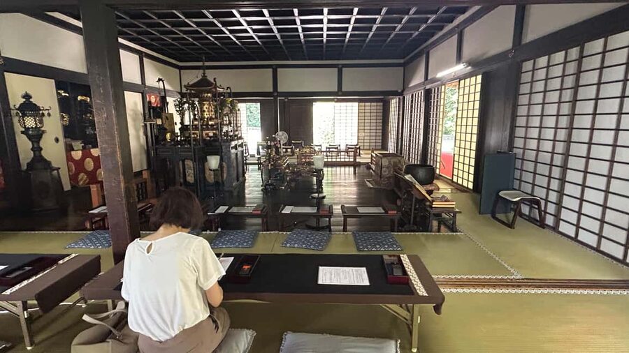 Kyoto: Shakyo & Matcha in Historic Temple Garden - Is $35 a fair price for two and a half hours?