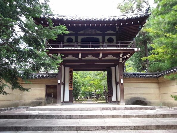 KYOTO Tea Ceremony with kimono near by Imamiya Jinjya Shrine - Photographs Before the Tea Room