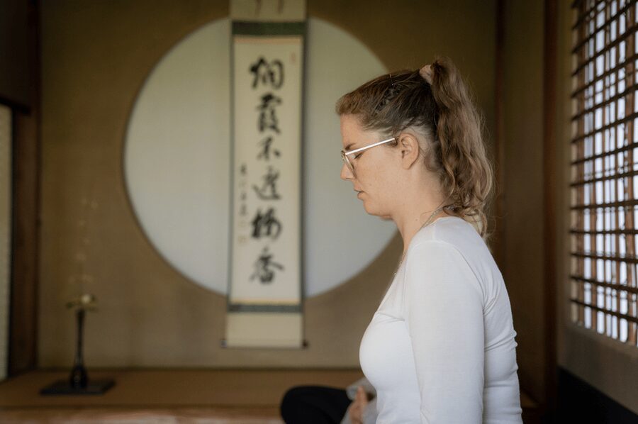 Kyoto: Zen Meditation at a Private Temple with a Monk - Who should book this experience?