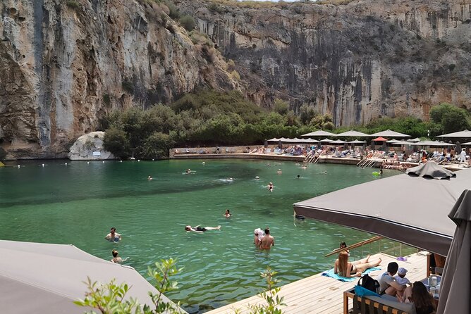 Lake Vouliagmeni Thermal Spa And Temple Of Poseidon Tour - How the private format changes the day