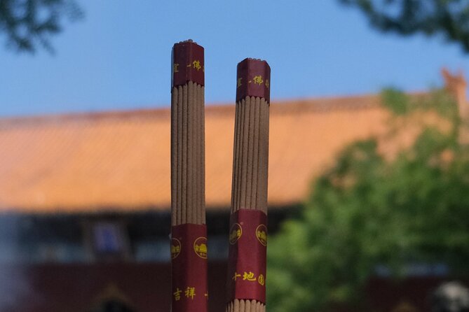 Lama Temple Tour with Tickets: Beijing's Hidden Mystical World - Walking the Hutongs near Lama Temple