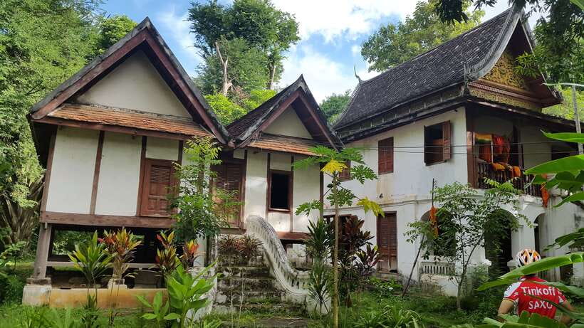 Luang Prabang: Pottery Workshop & Wat Chomphet cycling Tour - Ban Chan, the pottery village with a royal connection