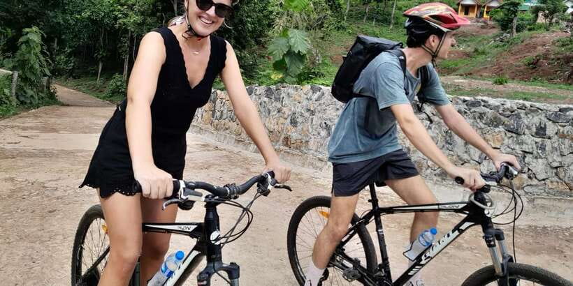 Luang Prabang: Pottery Workshop & Wat Chomphet cycling Tour - What the $69 price really covers