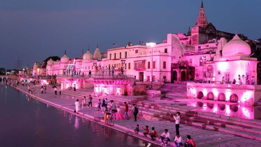 Lucknow: Private Ayodhya & Ram Mandir Temple Tour - Saryu River ghats and the first look at Ayodhya