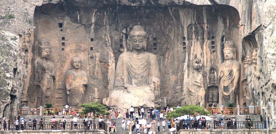 Luoyang Private Day Tour to Shaolin Temple&Longmen Grottoes - The Shaolin Kung Fu performance
