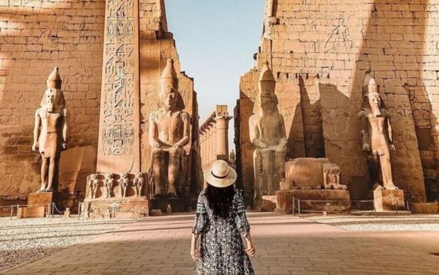 Luxor: East & West Bank Temples Private Tour with Tickets - Luxor Temple after the crowds of history