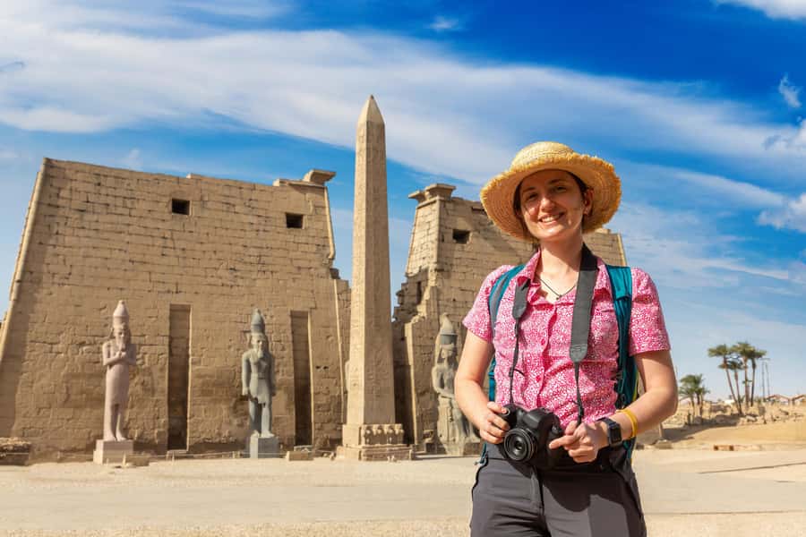 Luxor: Karnak Temple and Luxor Temple Tour with Lunch - What the guide adds to the experience