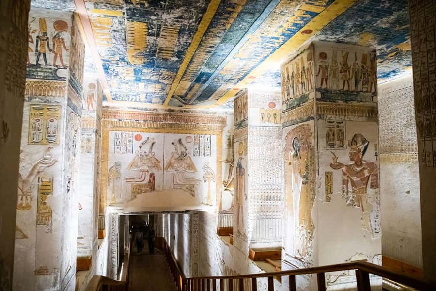 Luxor: Valley of the Kings and Hatshepsut Temple Day Tour - How the guides shape the experience