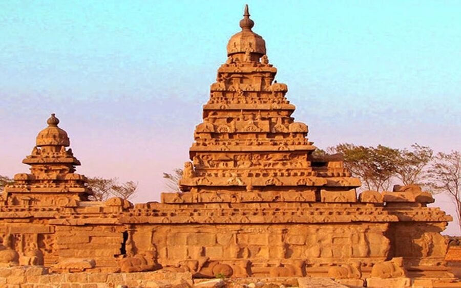Mahabalipuram and Kanchipuram Private Caves & Temples Tour - Mahabalipuram’s Shore Temple and sea-facing stonework