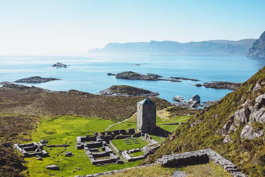 Måløy: Scenic boat tour with guided stop on Selja Monastery - Five details that shape the experience