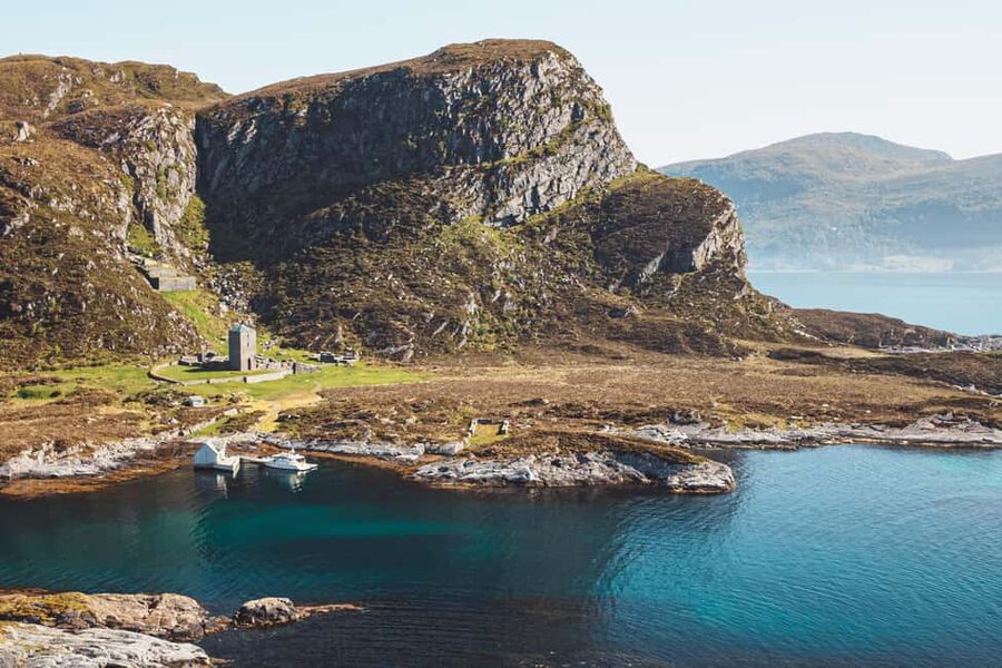 Måløy: Scenic boat tour with guided stop on Selja Monastery - Silda Island and the working coast