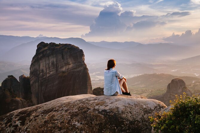 Meteora: Hiking Tour with Local Guide and Monastery Visit - Great Meteoron or Varlaam: the main monastery stop