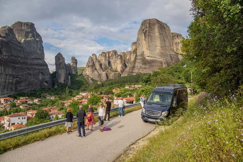 Meteora: Sunset Small Size Tour with Monastery & Caves visit - The first viewpoints reveal how Meteora fits together