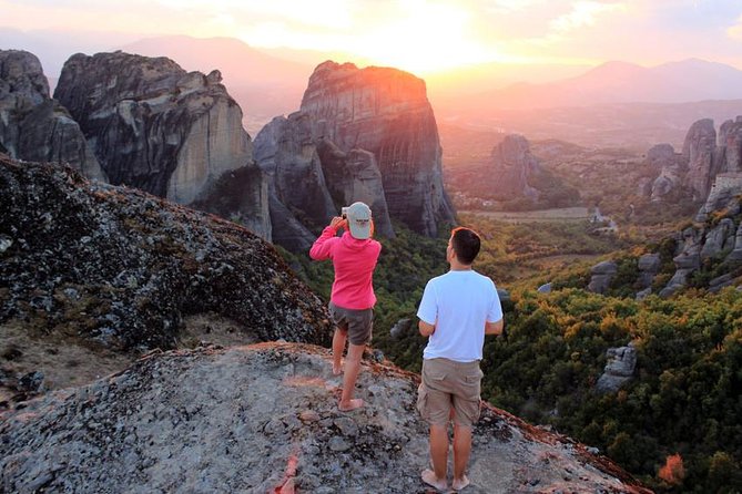Meteora Sunset with Monastery & Hermit Caves Tour in Small Group - The sunset viewpoint and changing evening light