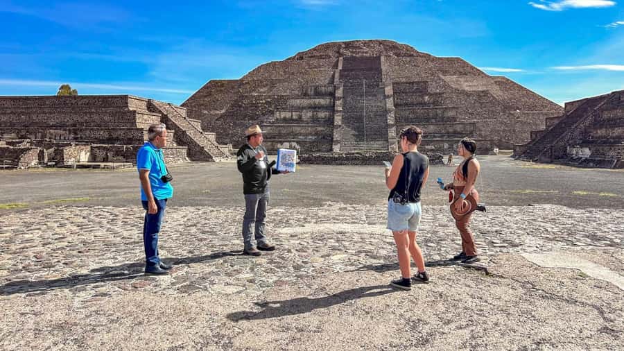 Mexico City: Teotihuacan, Tlatelolco & Guadalupe Shrine Tour - Why this $49 day trip offers good value
