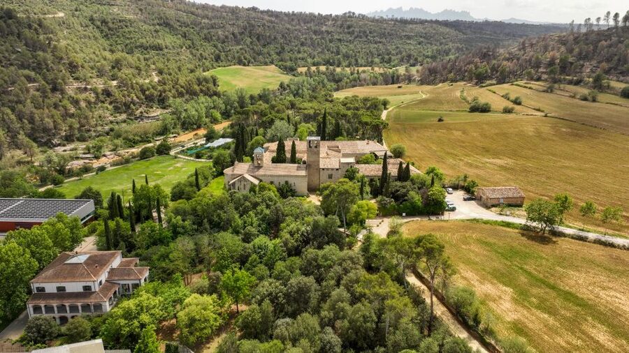 Món Sant Benet Monastery Tickets - Key things to know before visiting Món Sant Benet