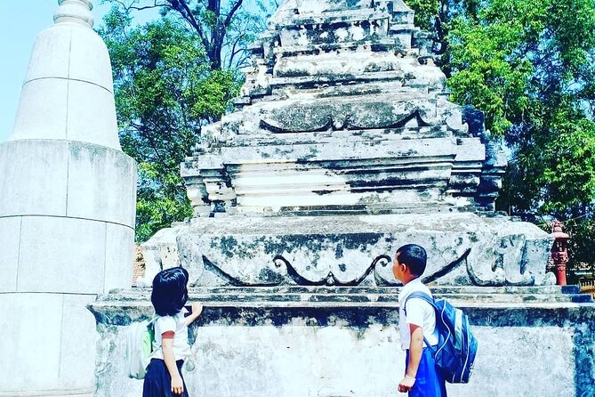 Morning Tour,Ak Phnom temple,Rice wine,Rice Paper, killing Field - Dried bananas, banana chips, and the useful side of tourism