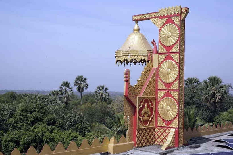 Mumbai Kanheri Caves & Vipassana Pagoda Tour - Timing, traffic, and the real length of the day
