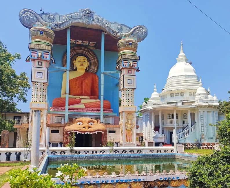 Negombo Private Tour: Market, Temples & Canal - Sri Singama Kali Amman Kovil and Hindu tradition