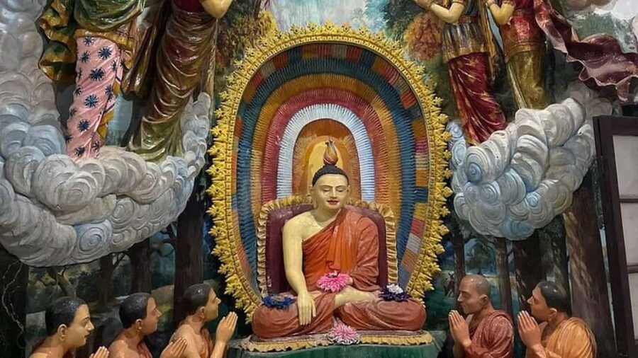 Negombo Private Tour: Market, Temples & Canal - Angurukaramulla Temple and the day’s main Buddhist stop