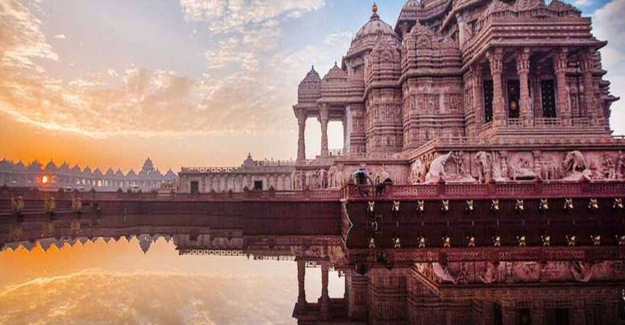 New Delhi: Akshardham Temple Tour with Water and Light Show - Why Akshardham is worth setting aside an evening