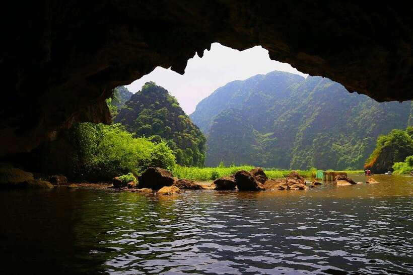 Ninh Binh : Bai Dinh Pagoda, Trang An, and Mua Cave Tour - Who should book this $56 Ninh Binh tour?