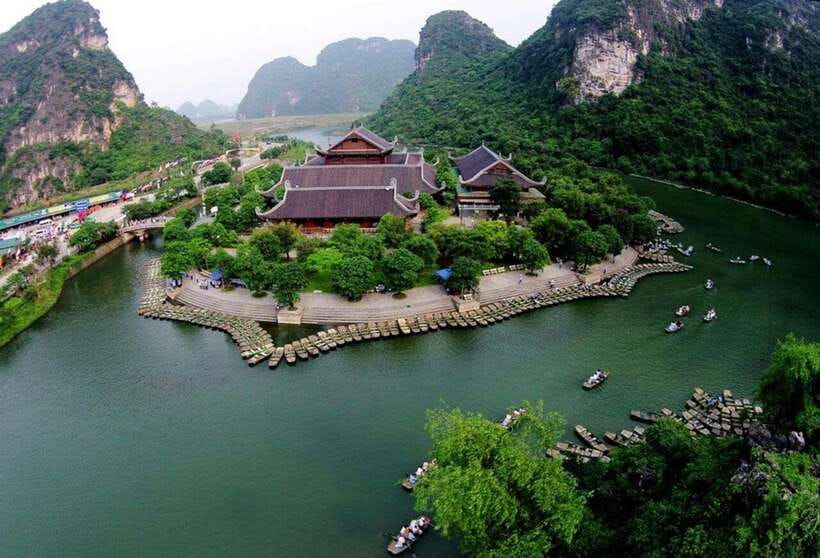 Ninh Binh : Bai Dinh Pagoda, Trang An, and Mua Cave Tour - Starting with the 500 steps at Mua Cave