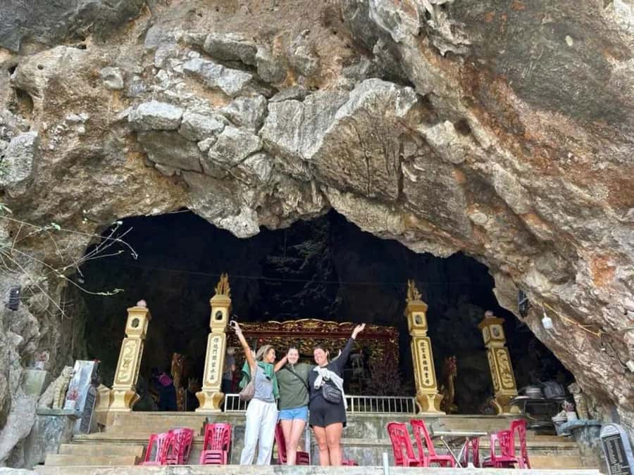 Ninh Binh Jeep Adventure: Temples, Lotus, Fishing & Cooking - Five things to know before you book