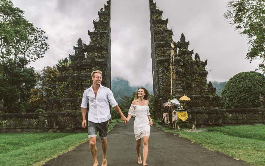 North Bali: Banyumala Waterfall and Ulun Danu Beratan Temple - Ulun Danu Beratan: the visual heart of the route